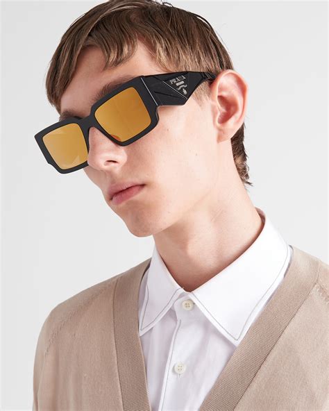 prada sunglasses for men 2022.